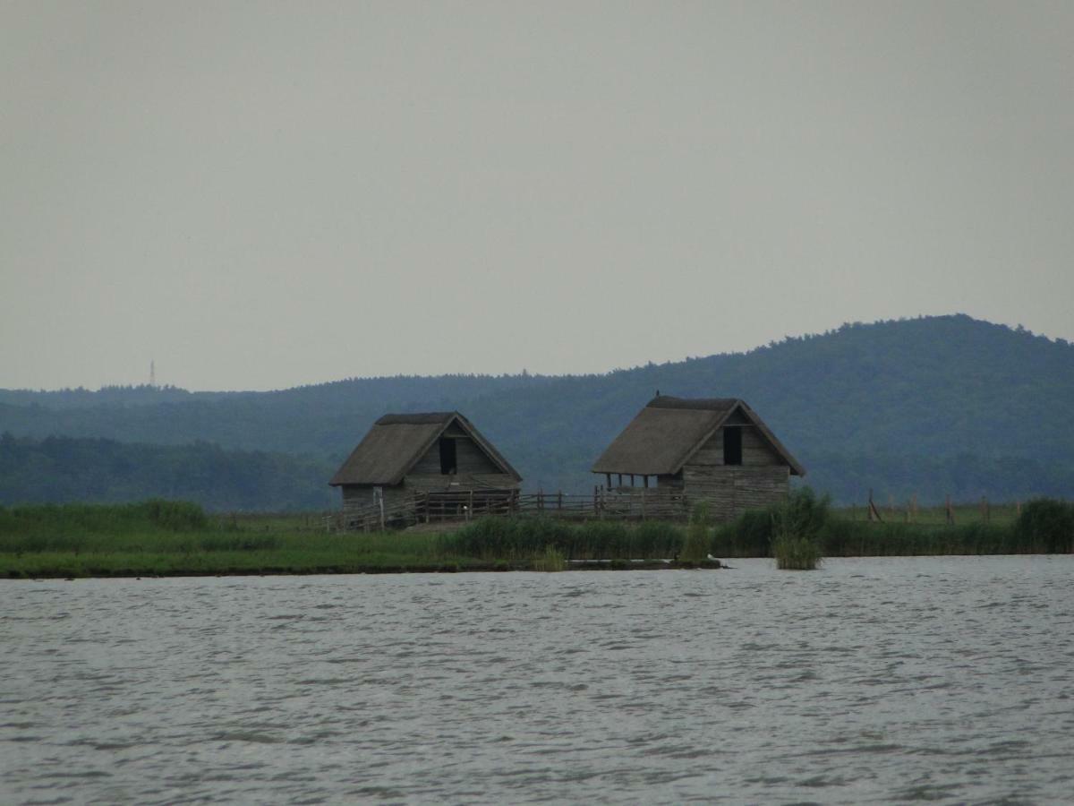 Zacisze Domki Letniskowe Karsibor Swinoujscie Exterior photo